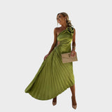 Ника - Елегантна Рокля с Набръчкани Рамена