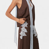 Драгийца Комплект Топ и Пола с Контрастни Чипкови Пана