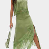 Нада Миди Пола с Дантелени Детайли и Асиметричен Подгъв