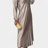 Мартинa Плавна Рокля с V Изрез и Дълги Ръкави